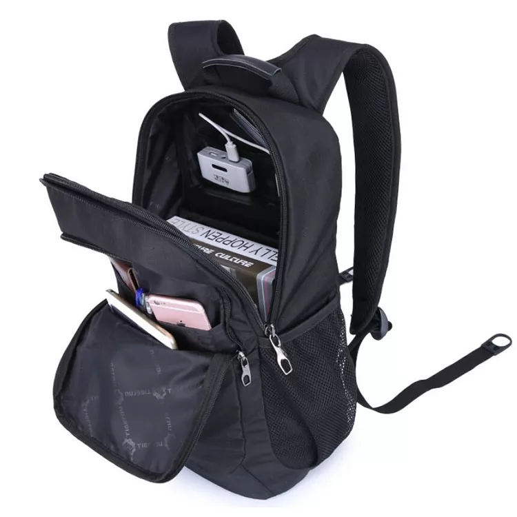  Outdoor Travel Casual Bag